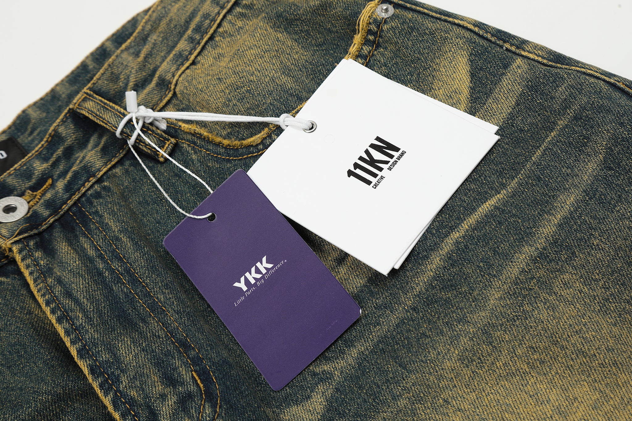 11KN Distressed Washed Jeans #K9068