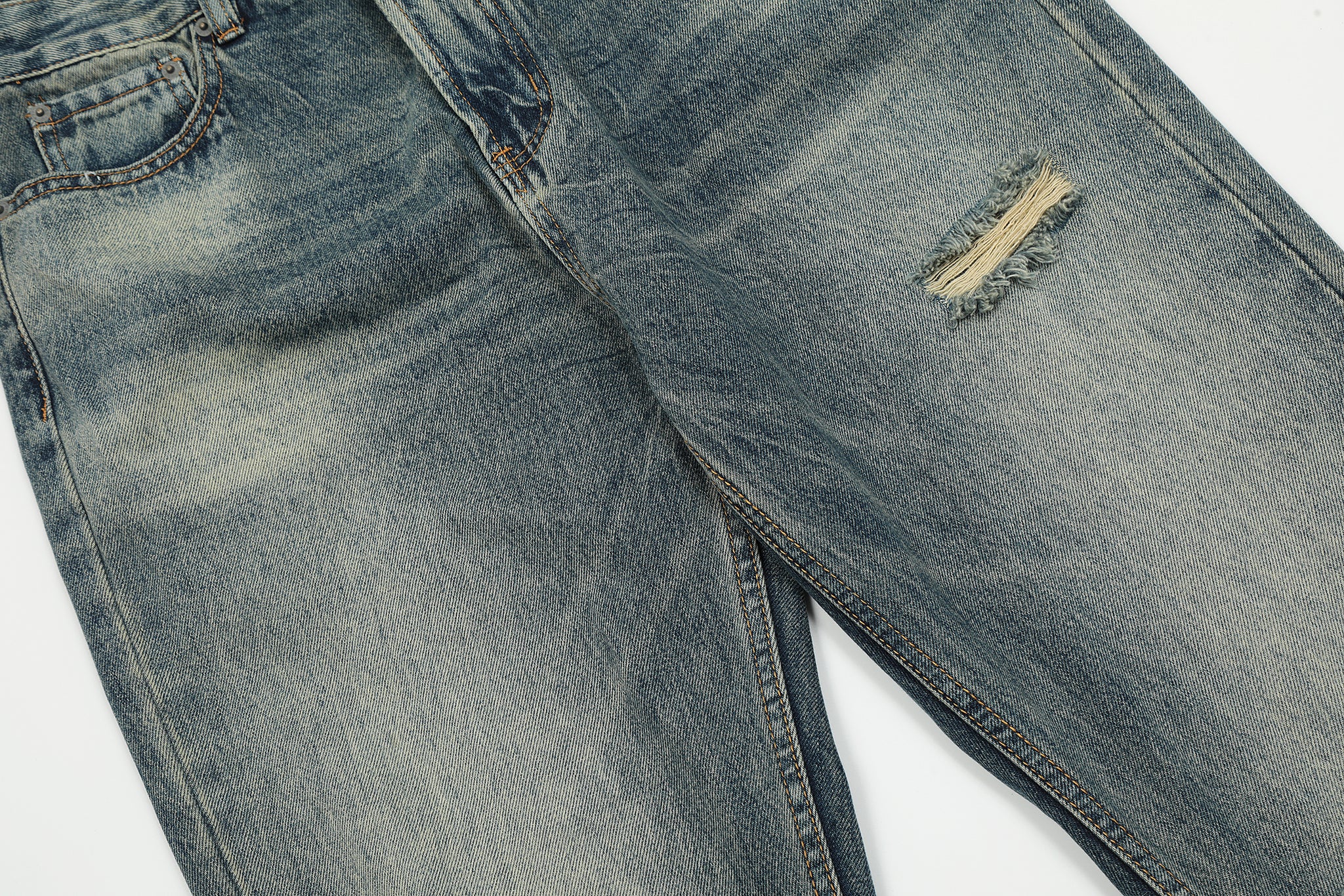 11KN Distressed Slim Fit Ripped Jeans #K9008