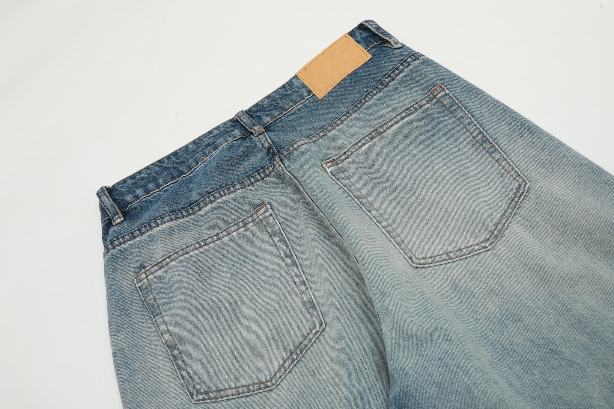 11KN Light-wash Sanded Wide Leg Jeans #K5213