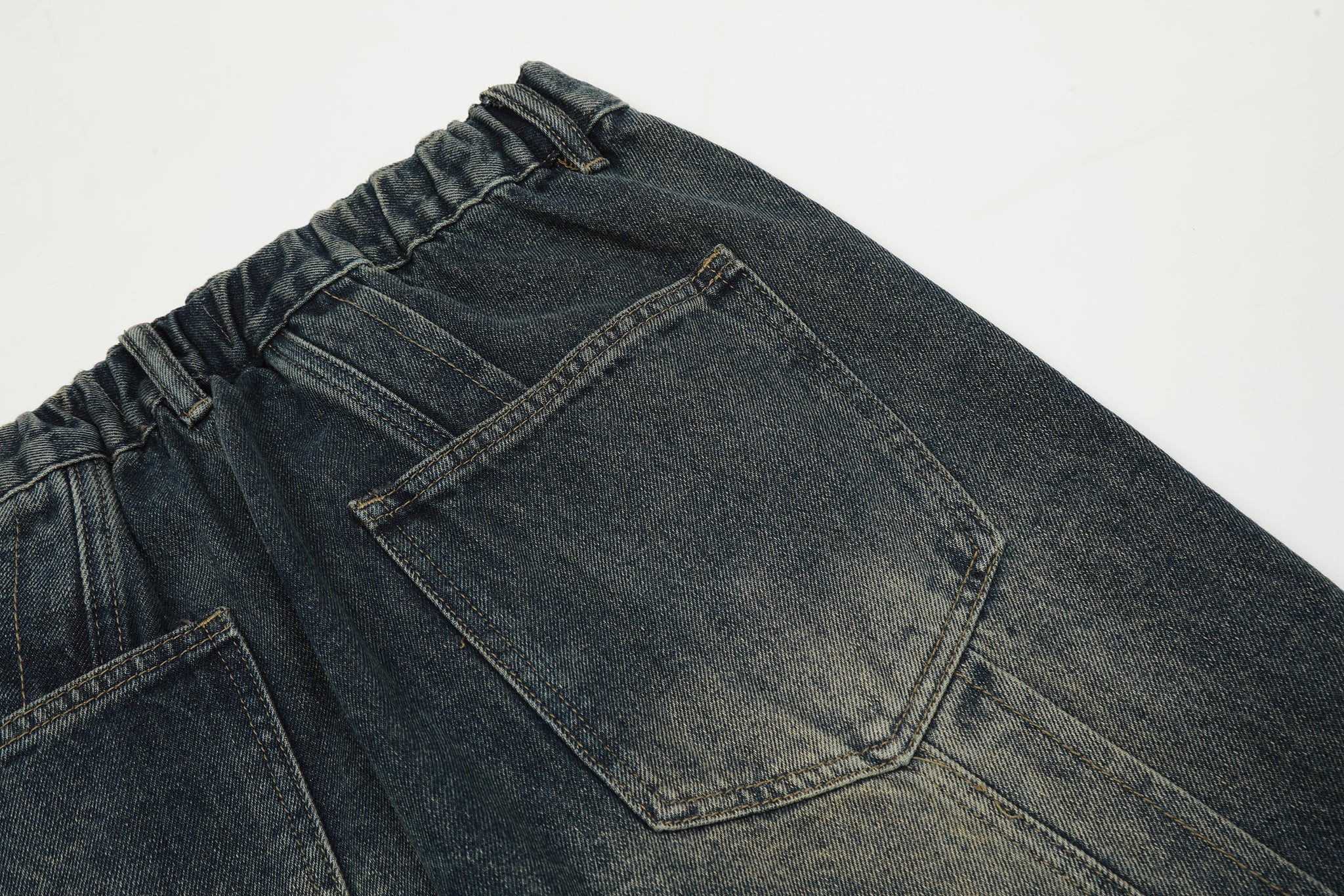 11KN Straight Leg Vintage Jeans #K3191