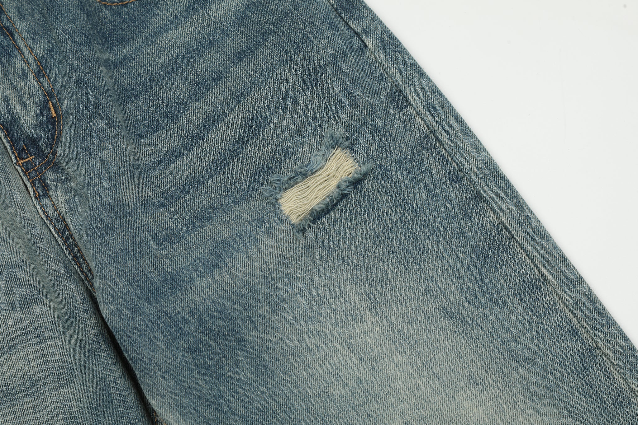 11KN VINTAGE RIPPED JEANS #K5186