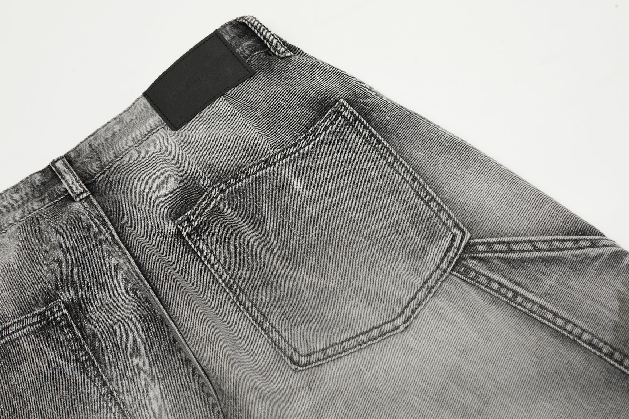 11KN BAGGY DISTRESSED JEANS #K9051