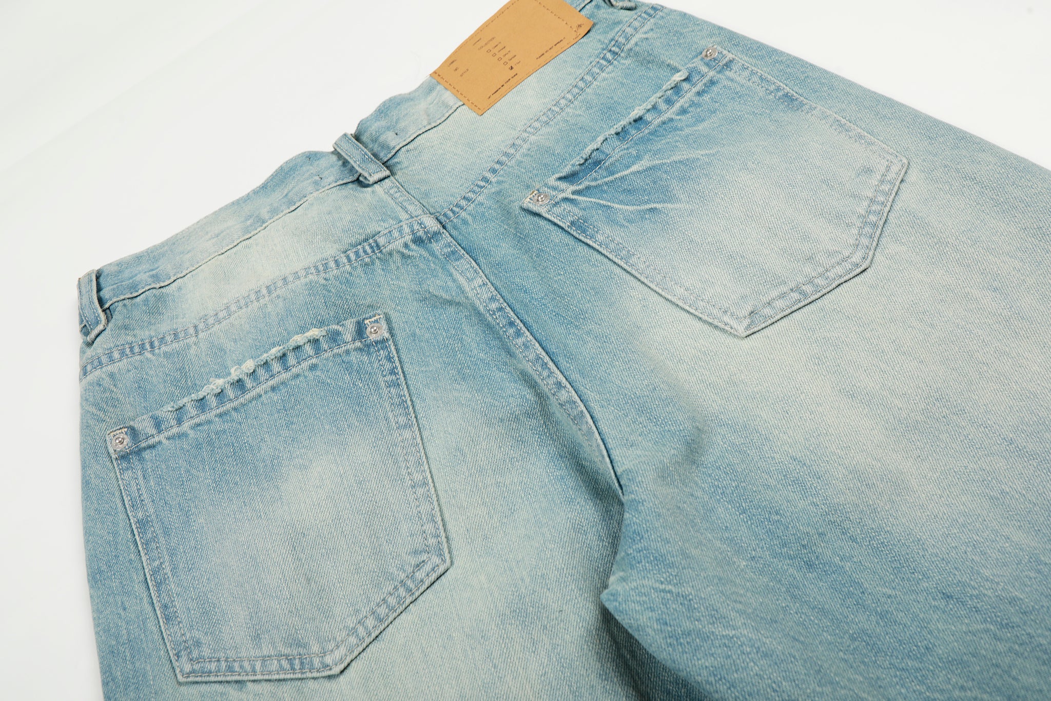 11KN WASHED DISTRESSED JEANS #CK9697