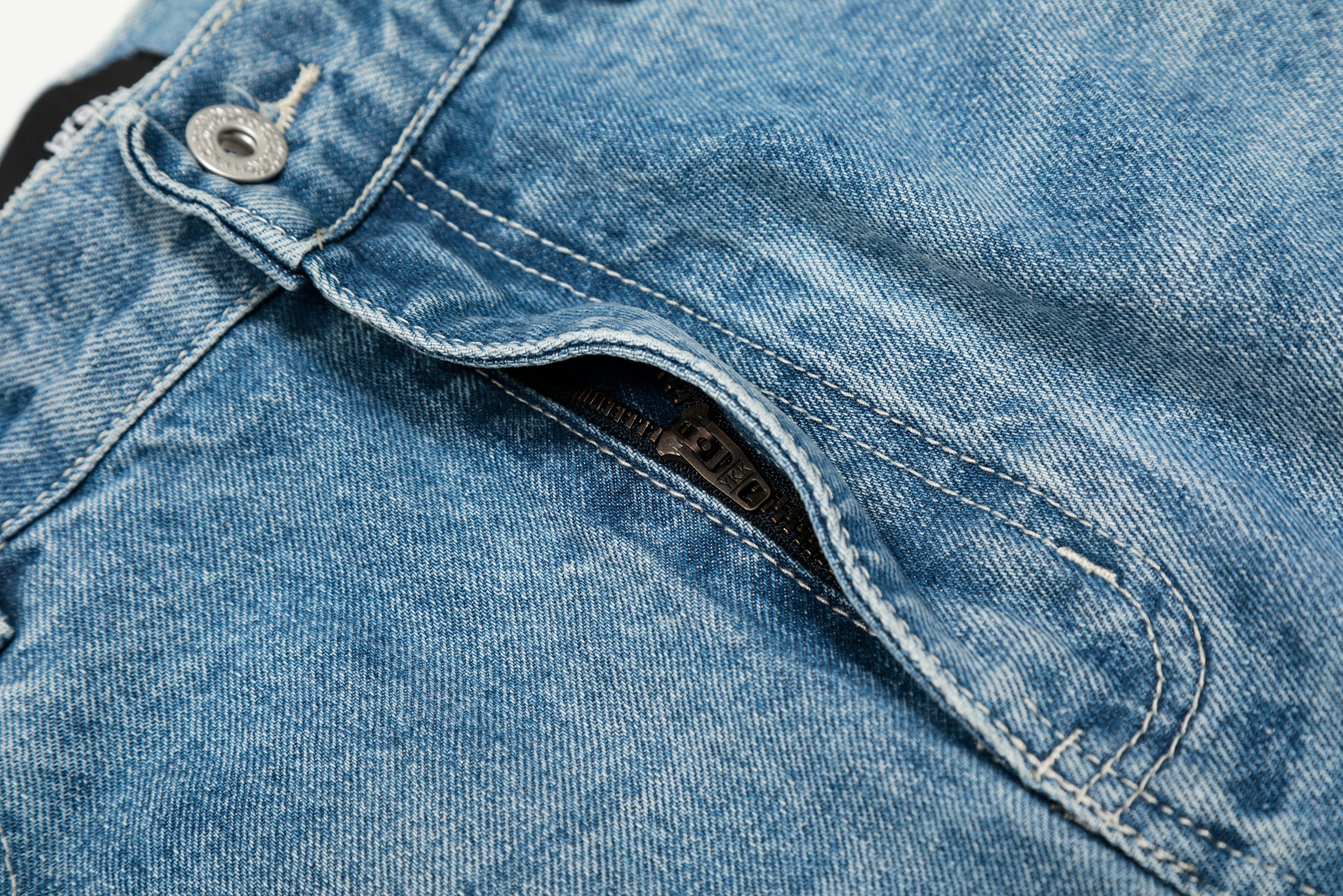 11KN ‌‌‌CLASSIC RELAXED BLUE JEANS #CK9673