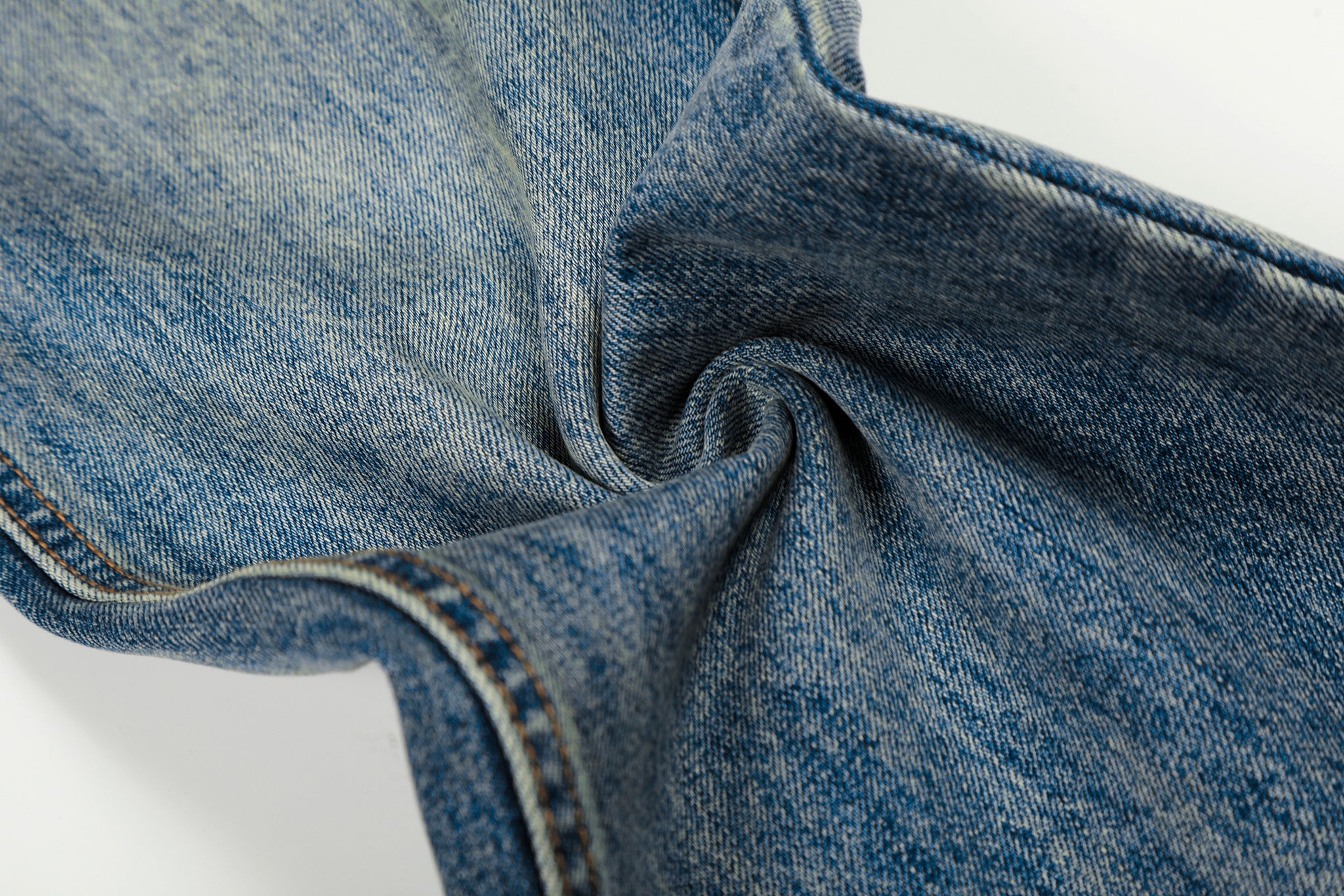 11KN RETRO BLUE WHISKER JEANS #N5531