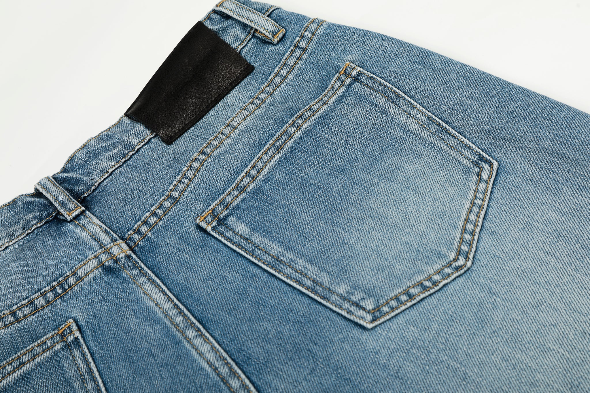 11KN WASHED CLASSIC DENIM JEANS #GP9689