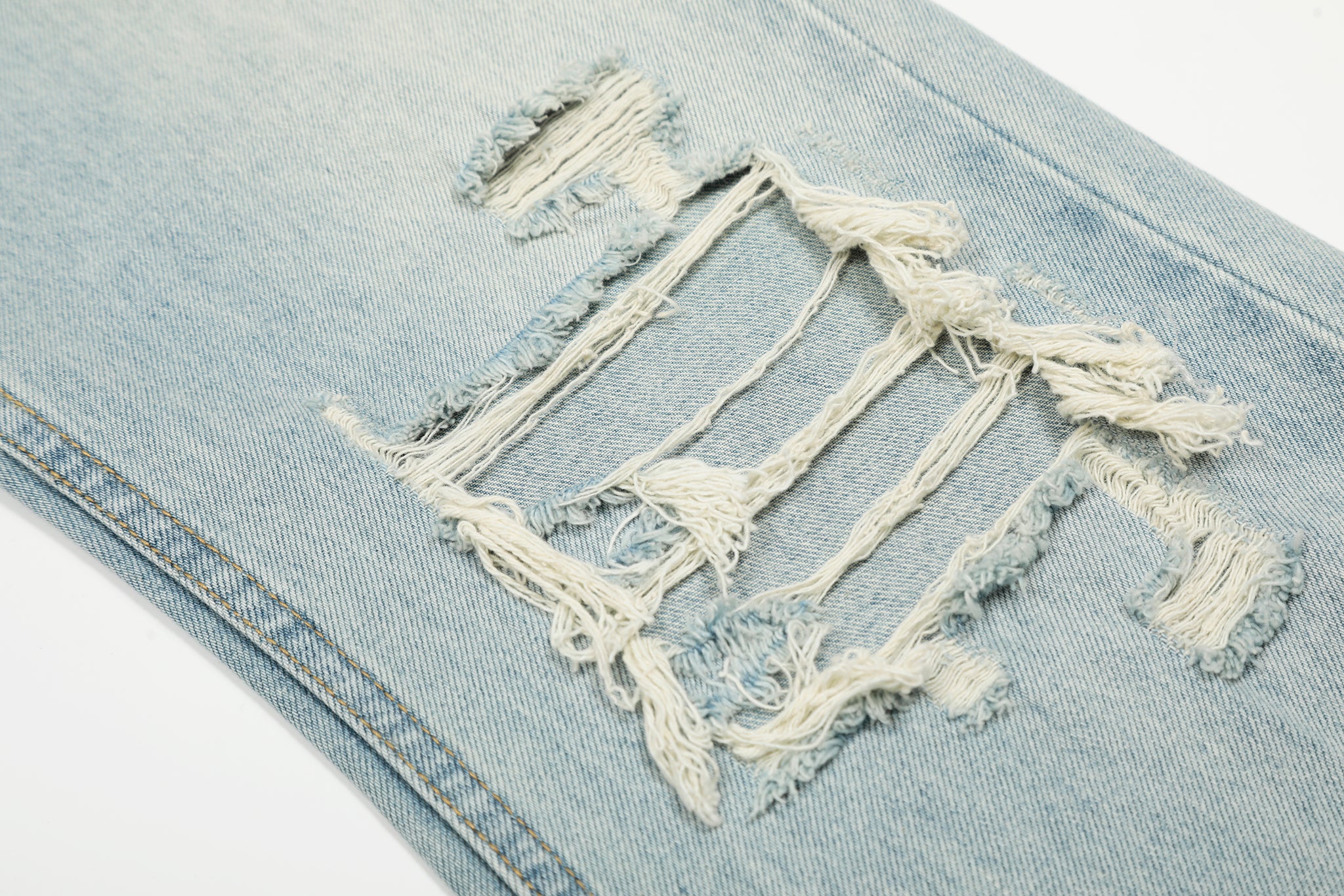 11KN ‌‌‌DISTRESSED WASHED JEANS #K9660