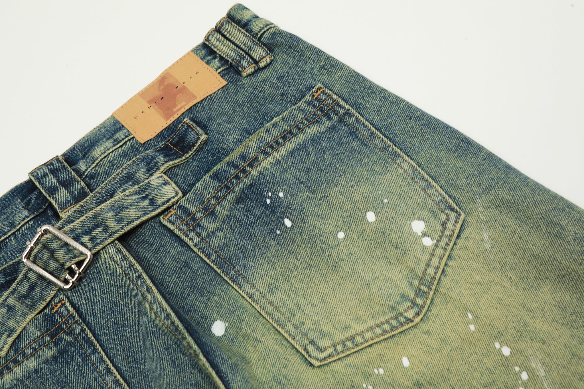 11KN Graffiti Distressed Jeans #K5351