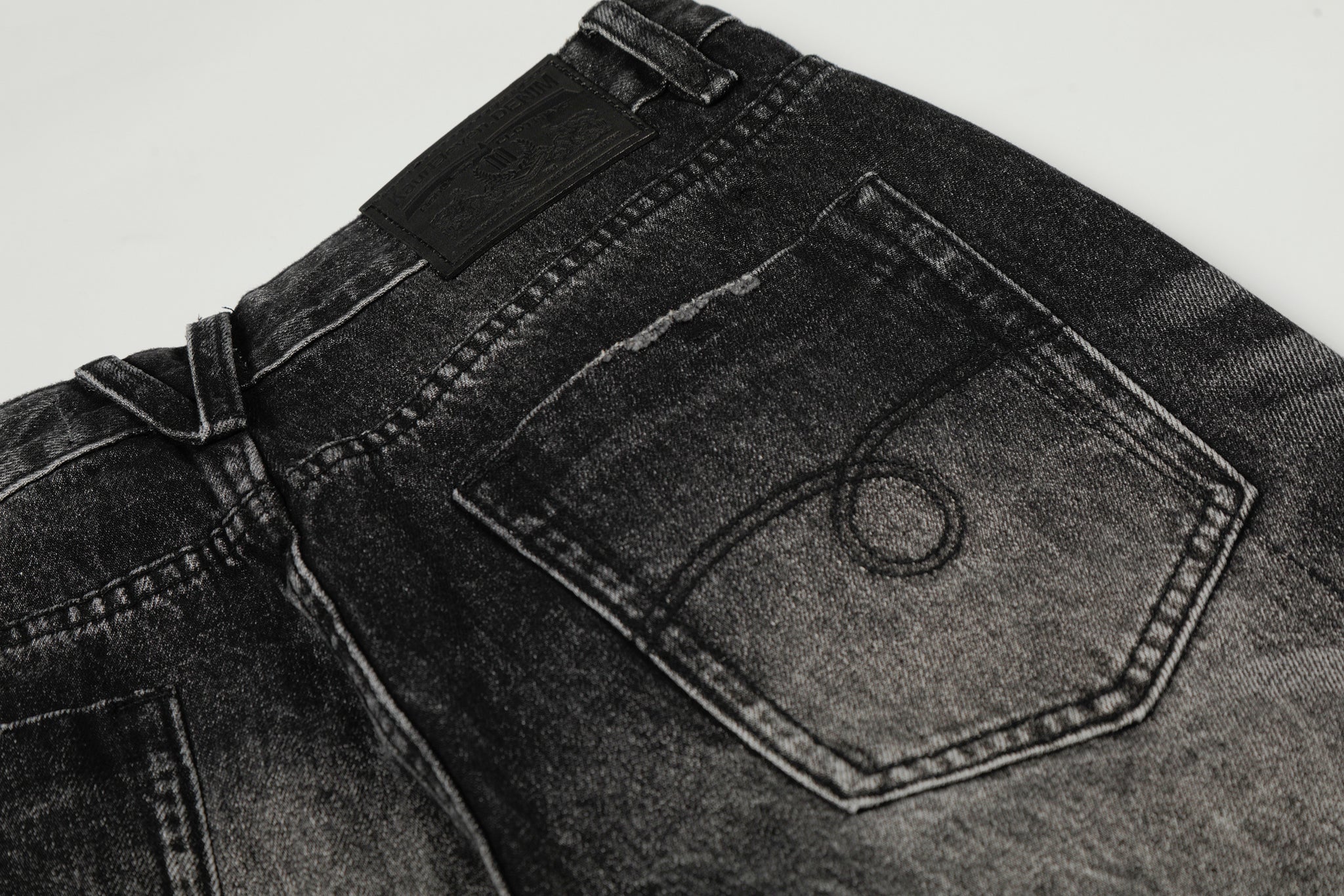 11KN BLACK WHISKER DENIM #GP5557