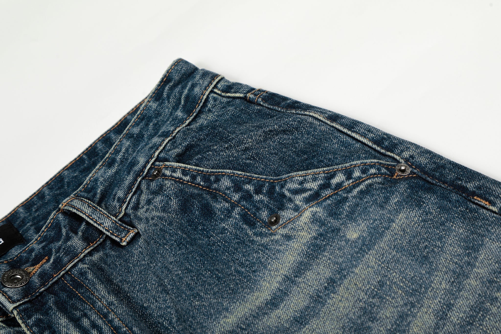 11KN WHISKER STRAIGHT DENIM #K9725