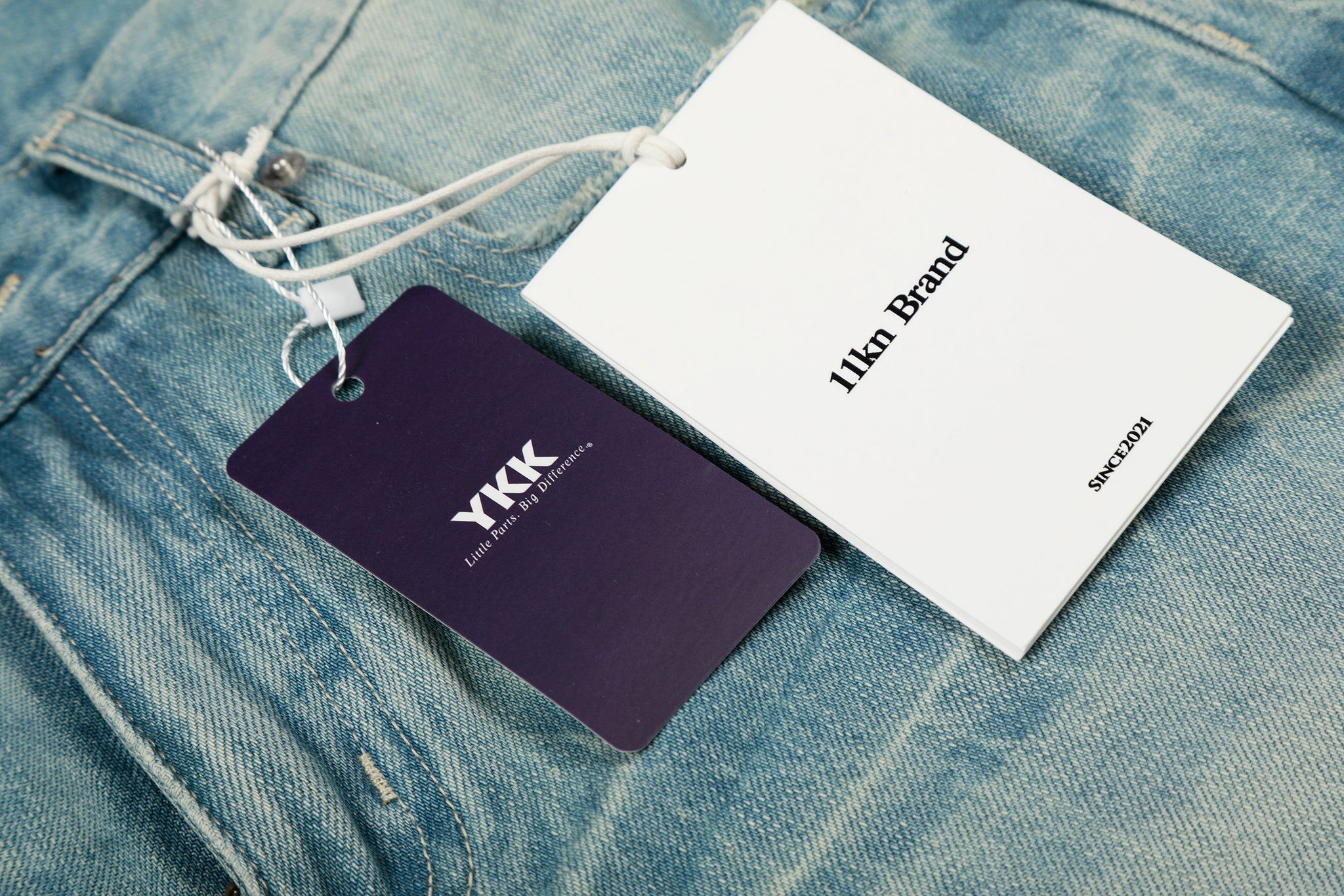 11KN WASHED DISTRESSED JEANS #CK9697