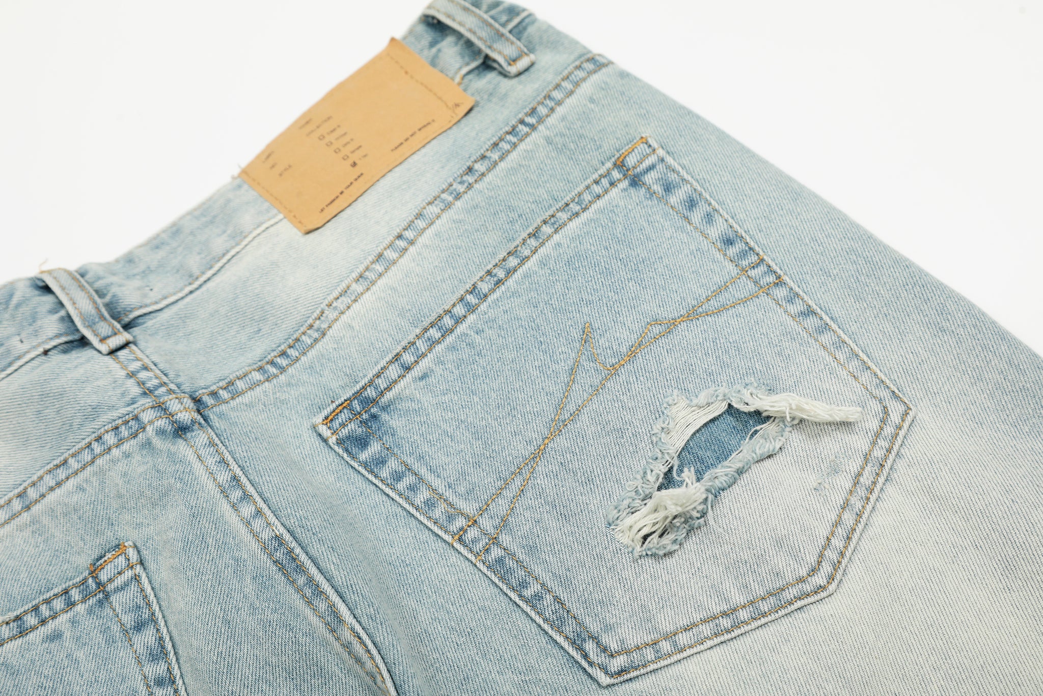 11KN ‌‌‌DISTRESSED WASHED JEANS #K9660