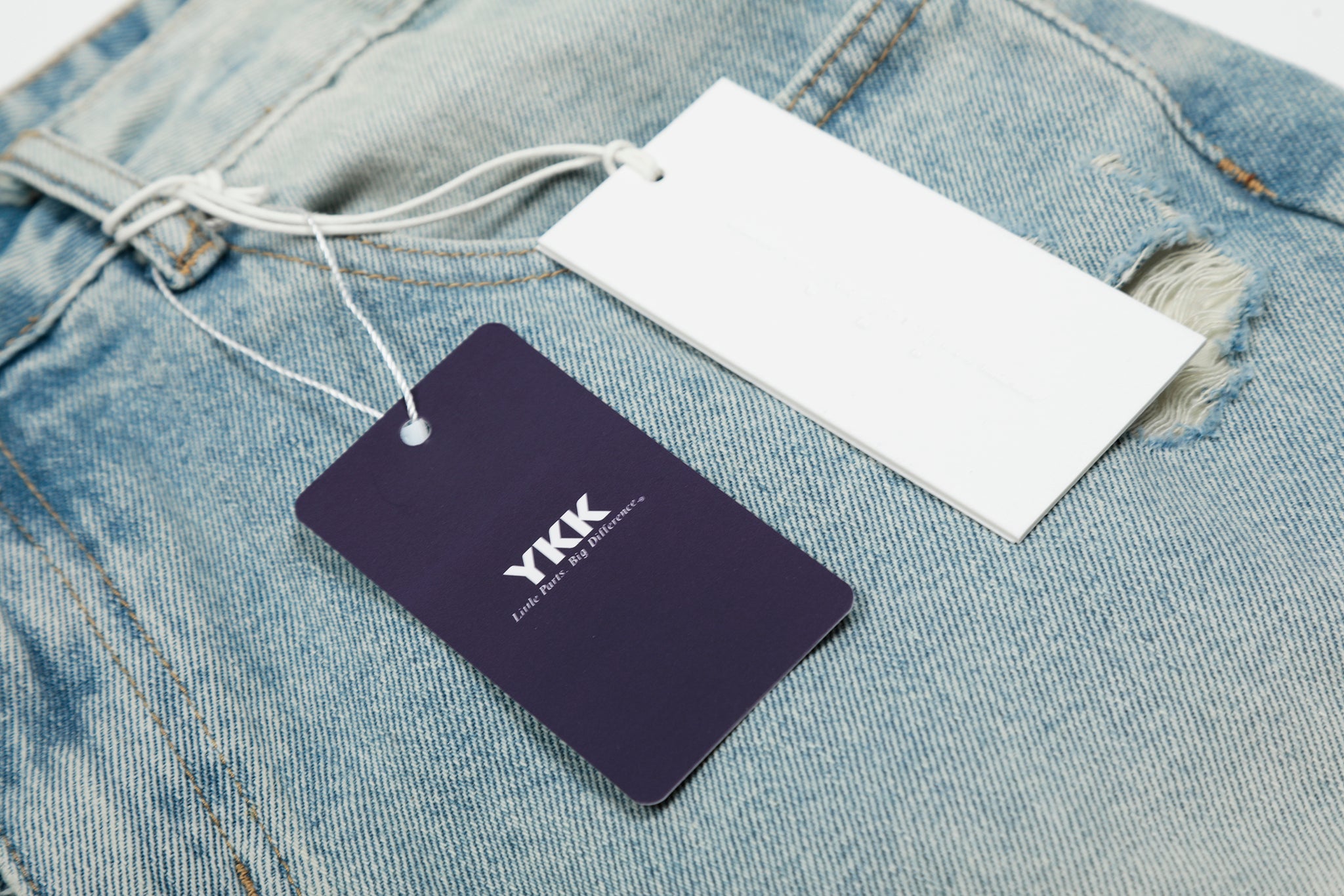 11KN ‌RIPPED FRINGE JEANS‌ #CK9585D