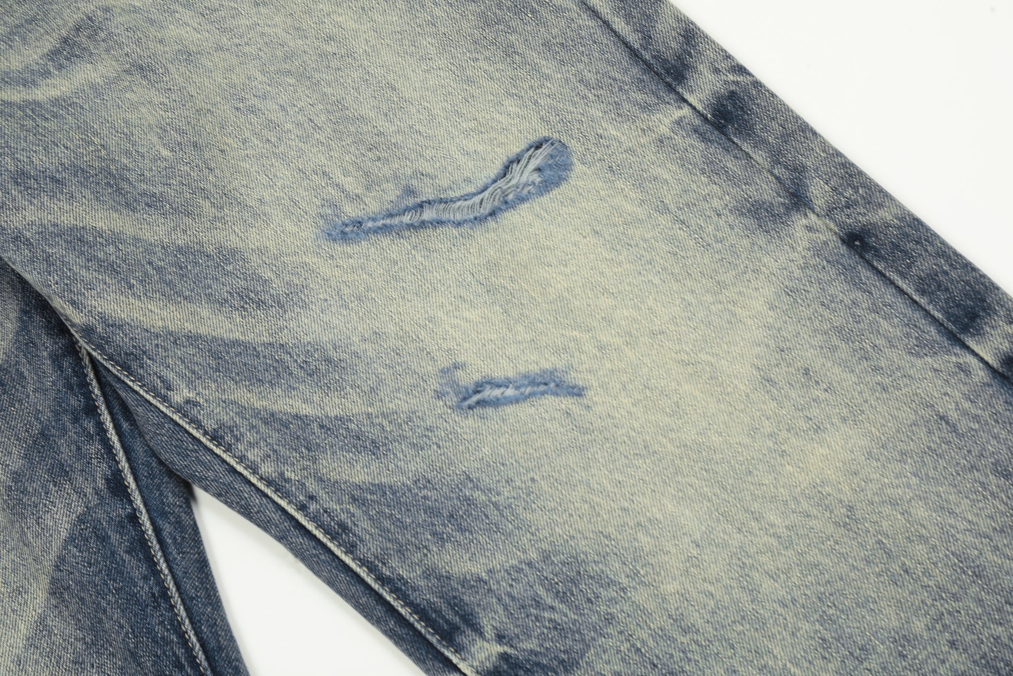 11KN Wash Marks Distressed Jeans #K5309