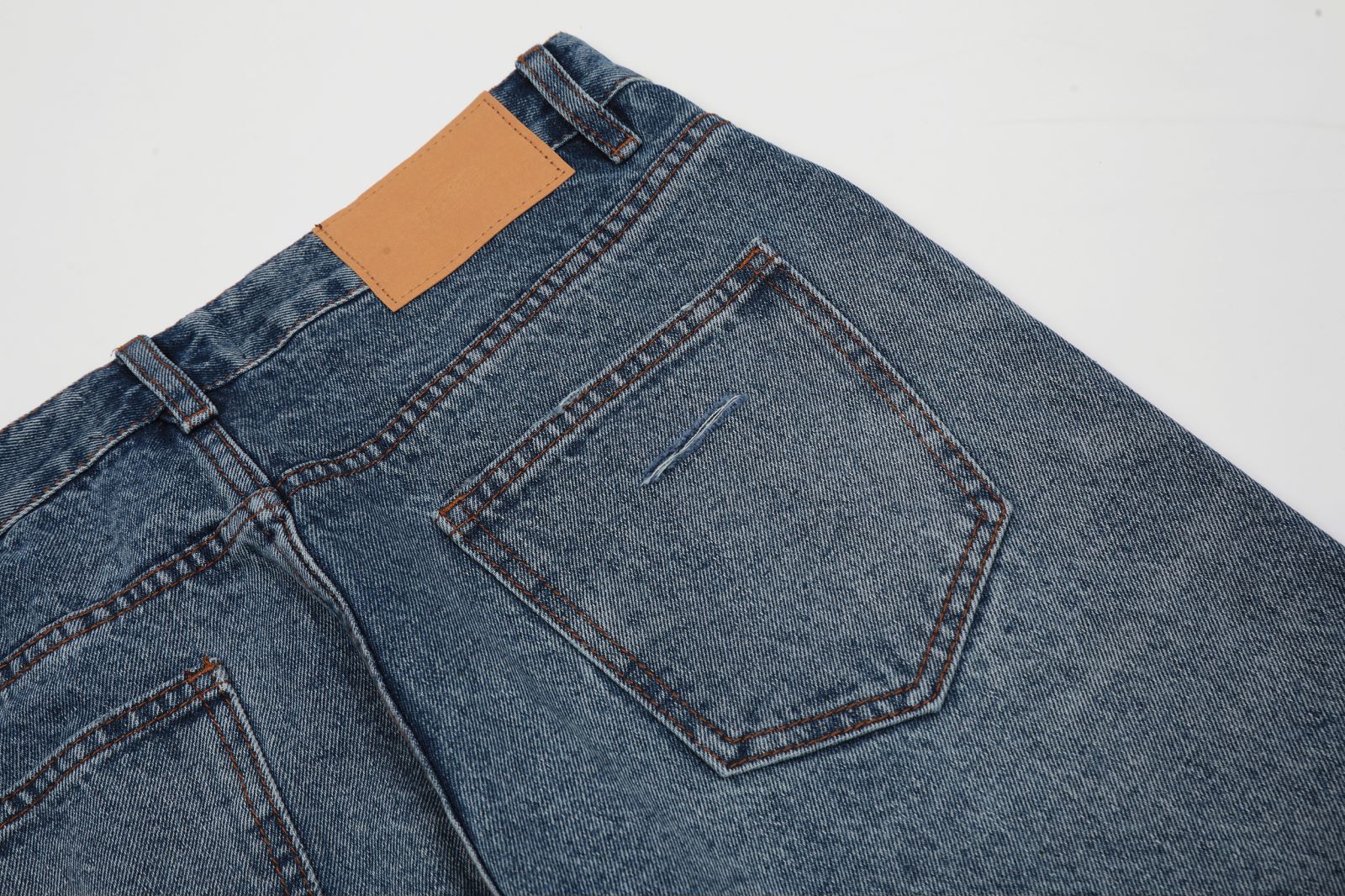 11KN Vintage Straight Leg Jeans #K9227