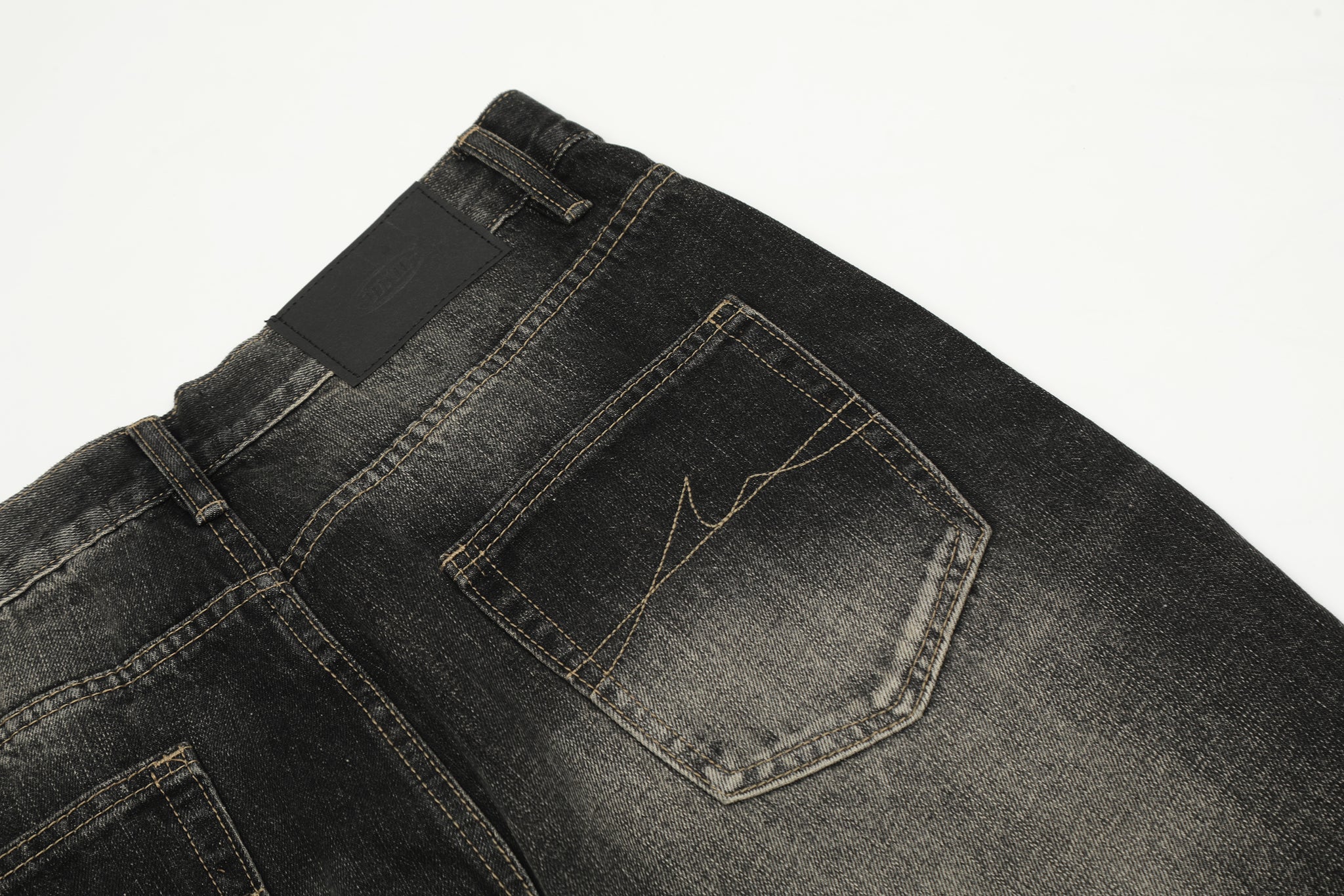 11KN Sanded Faded Classic Jeans #K9179