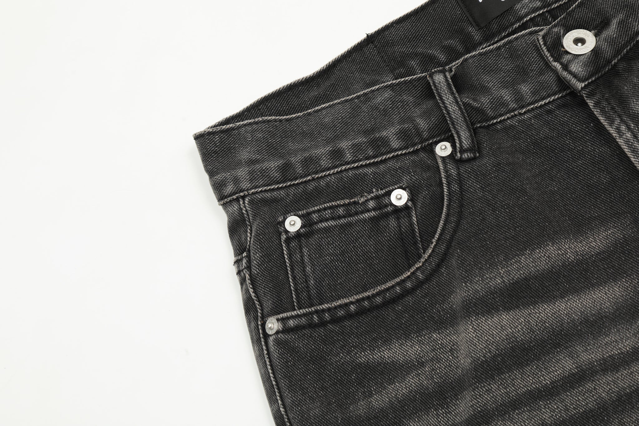 11KN Stone-Washed Distressed Denim Jeans #K9090