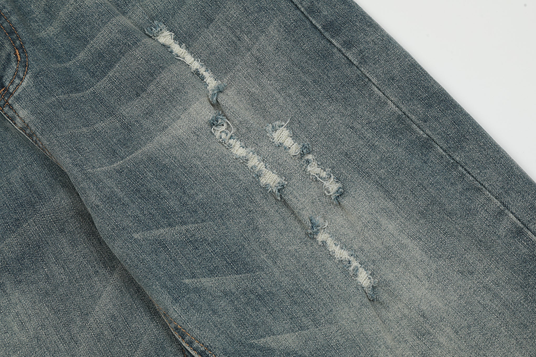 11KN Acid Washed Boyfriend Ripped Jeans #K3155