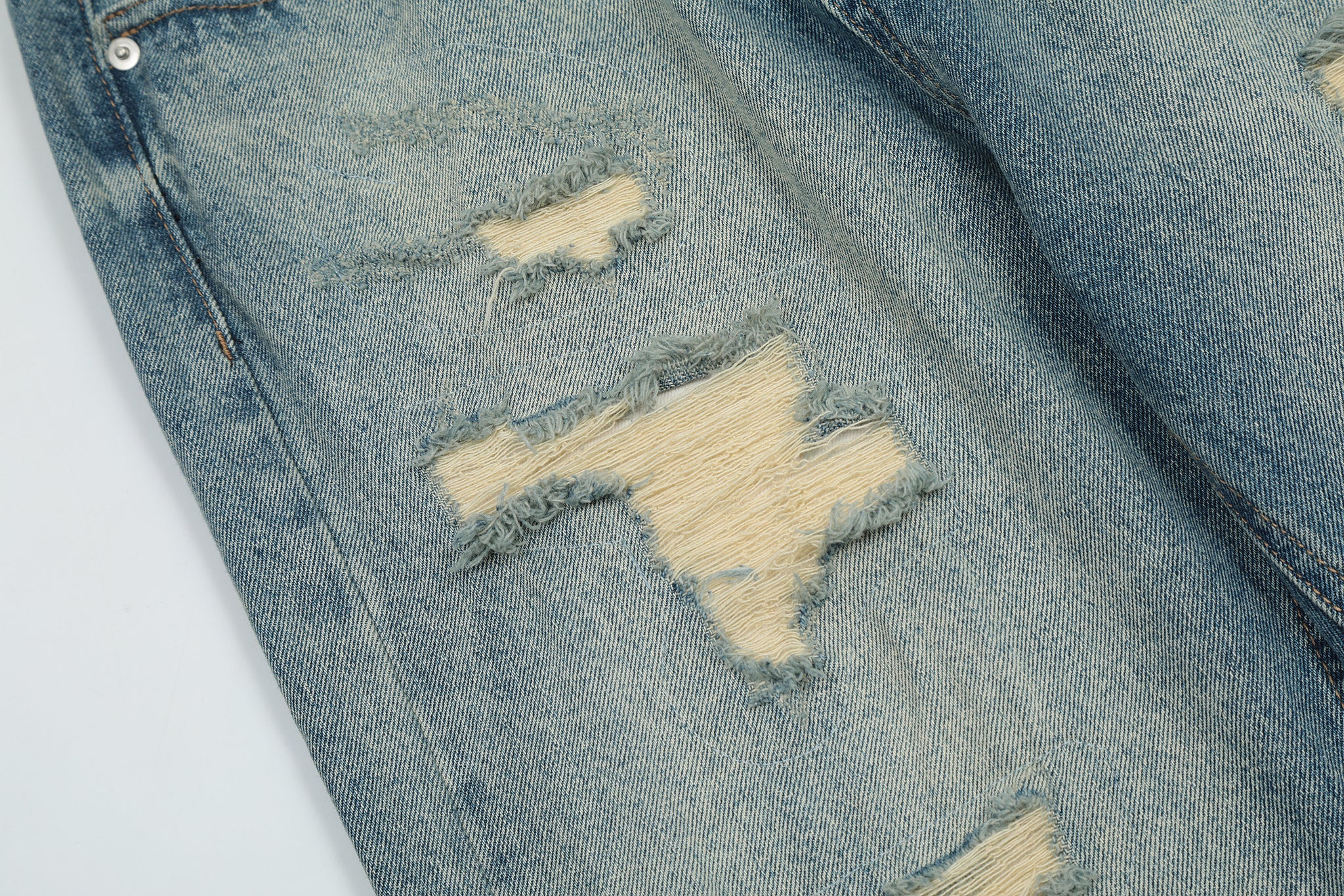 11KN Ripped Vintage Jeans #K5160