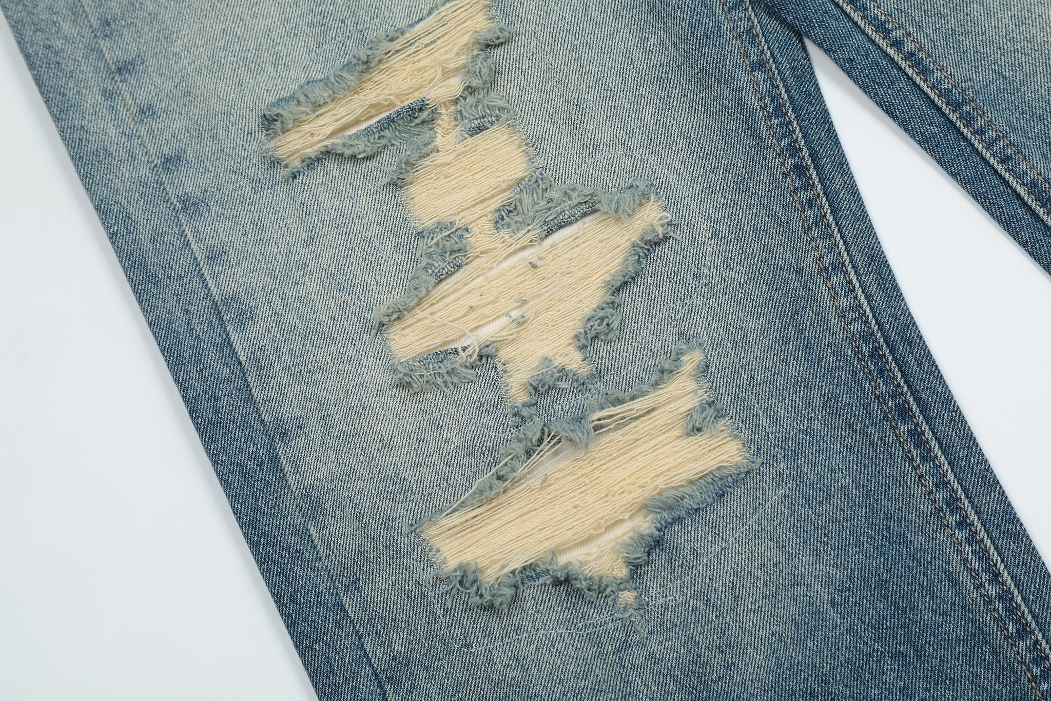 11KN Ripped Vintage Jeans #K5160