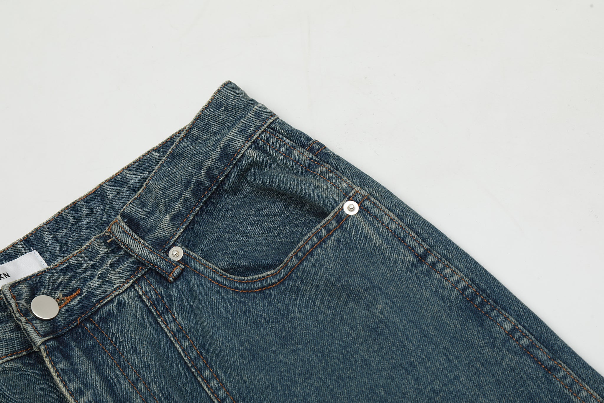 11KN 724 Light Rise Slim Straight Vintage Jeans #K8938