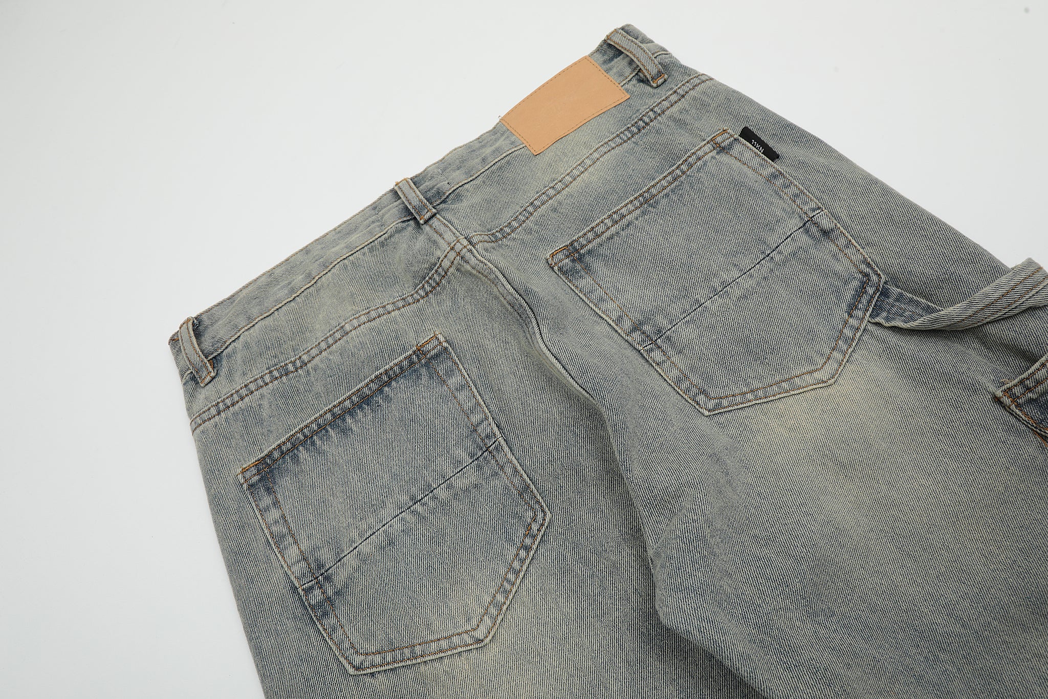 11KN Original Fit button Jeans #K8960