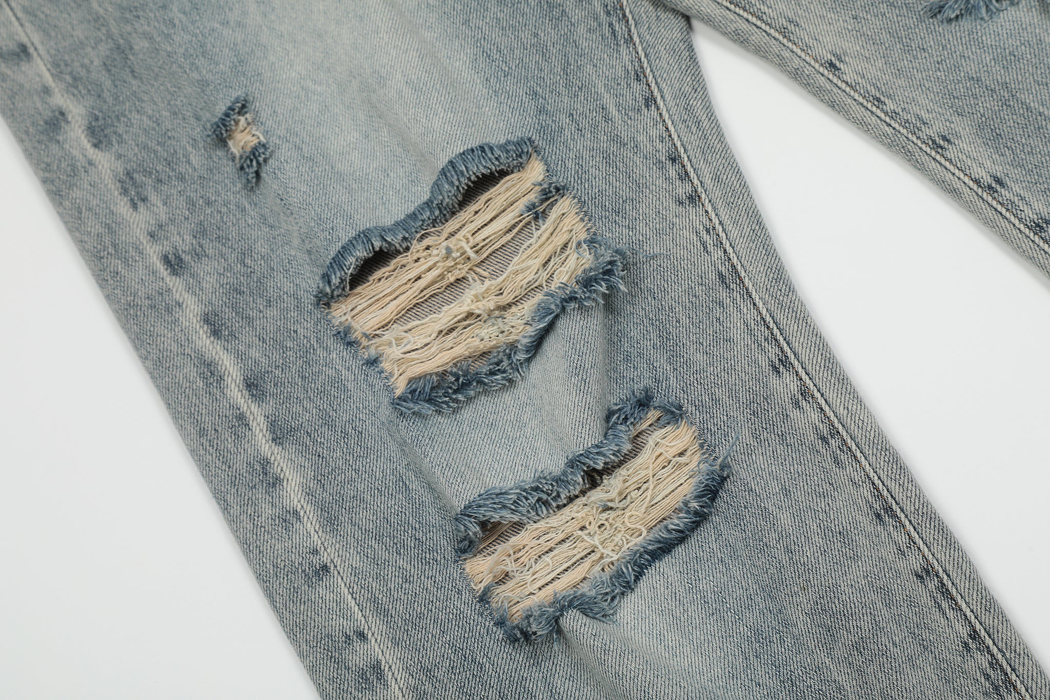 11KN Class Bootcut Ripped Jeans #K3129